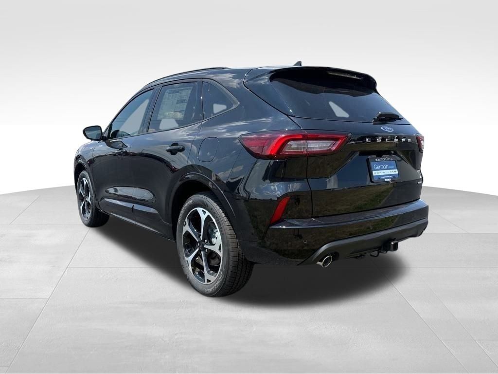 2024 Ford Escape ST-Line Select photo 5