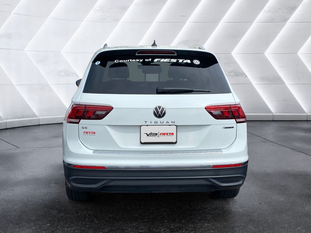 2024 Volkswagen Tiguan SE photo 5