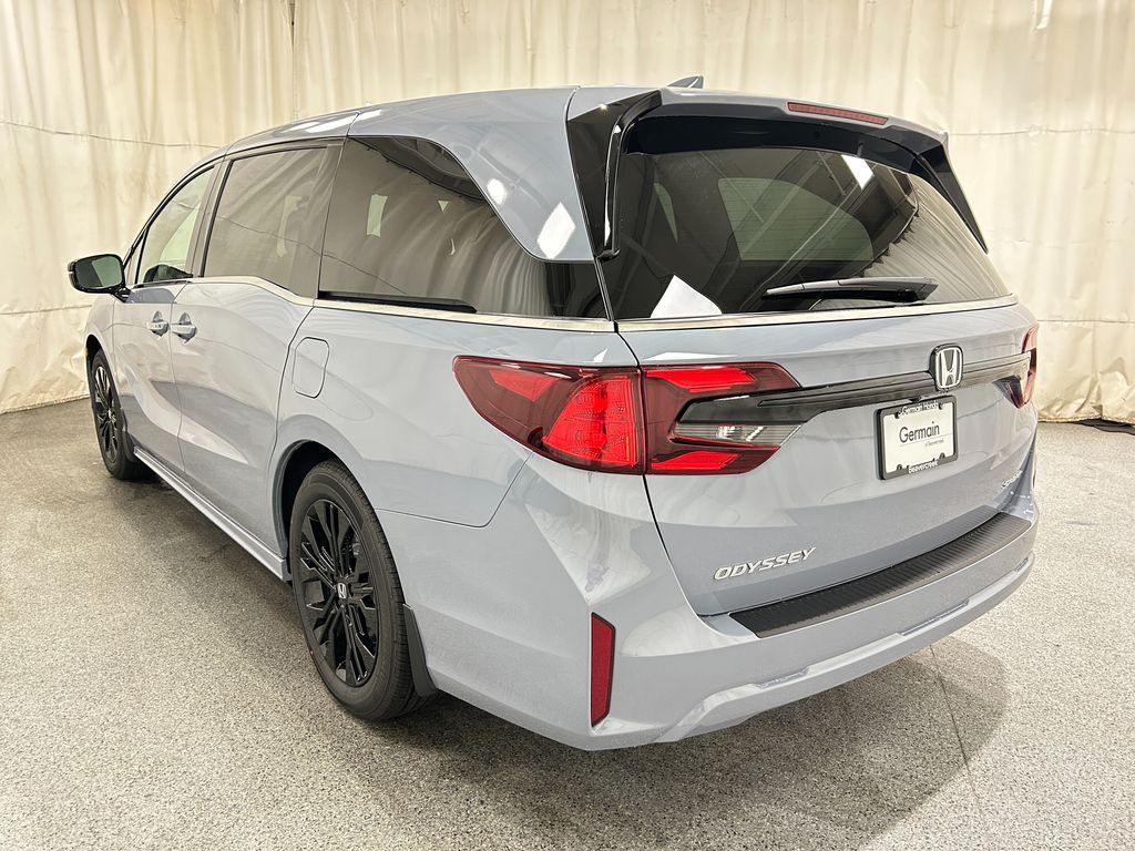 2026 Honda Odyssey photo 3