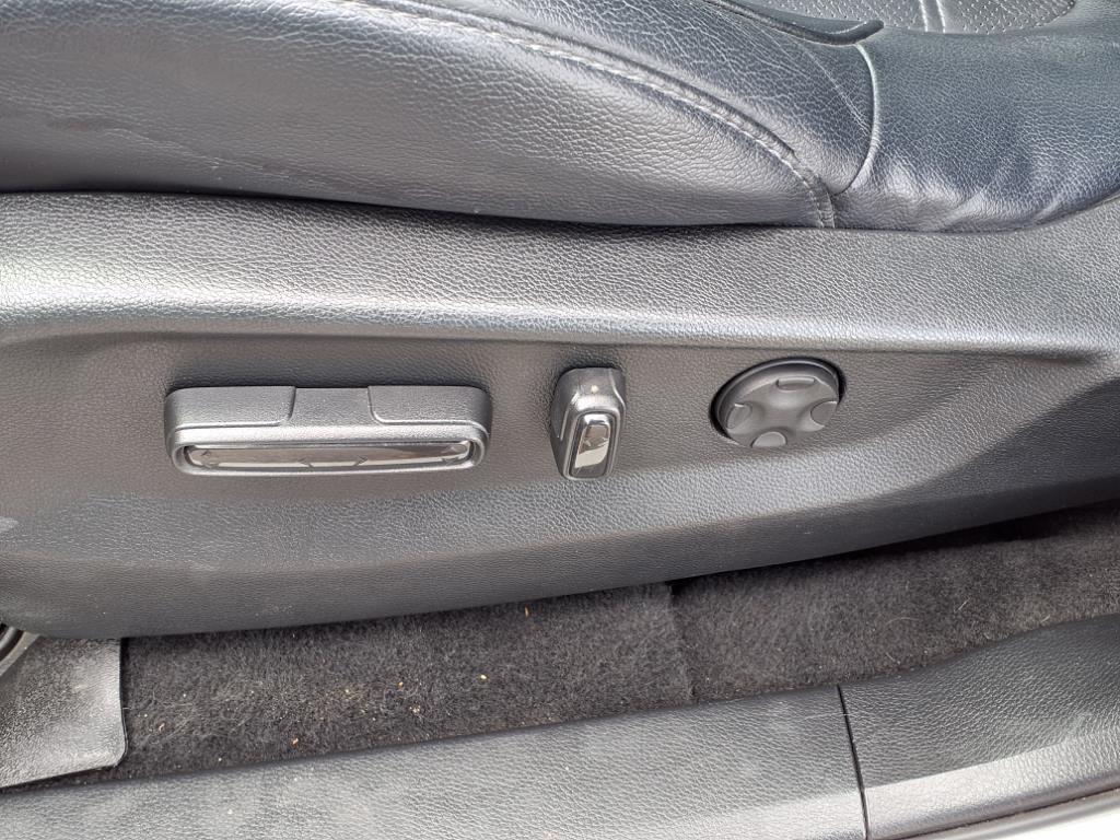 2018 Honda CR-V Touring photo 4