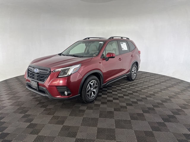 2022 Subaru Forester Premium photo 3