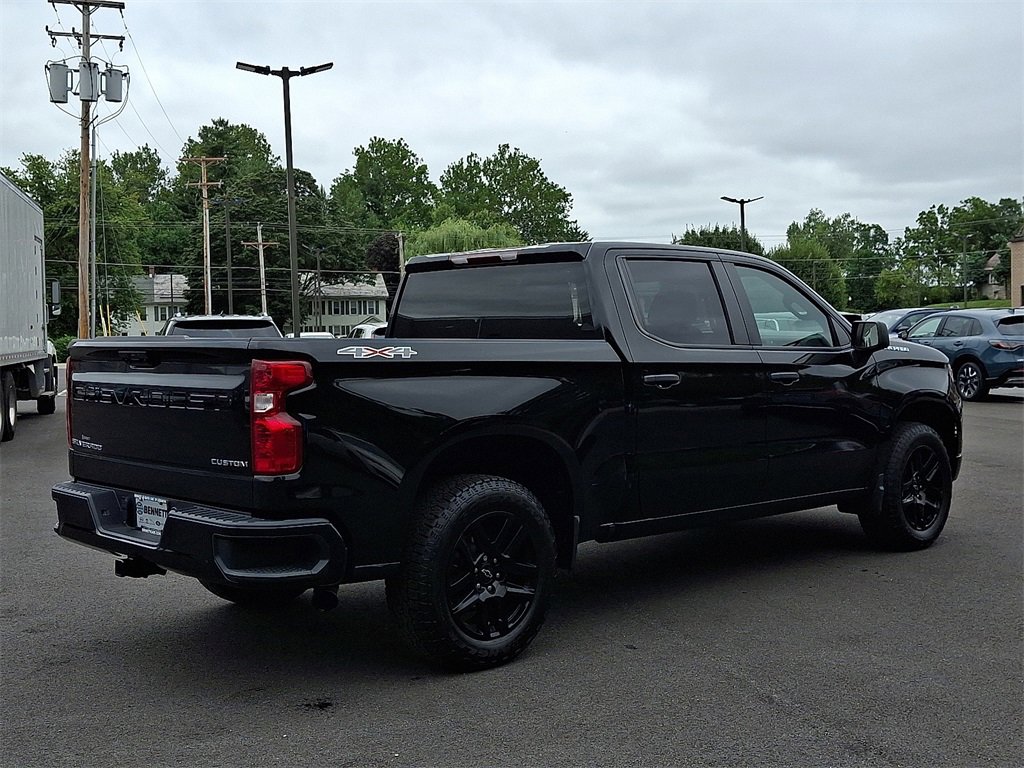 2022 Chevrolet Silverado 1500 Custom photo 5