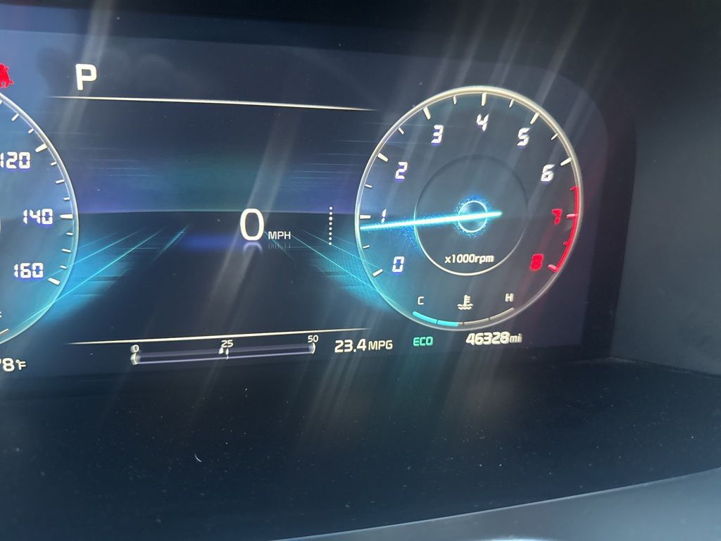 2023 Kia Sorento SX photo 2