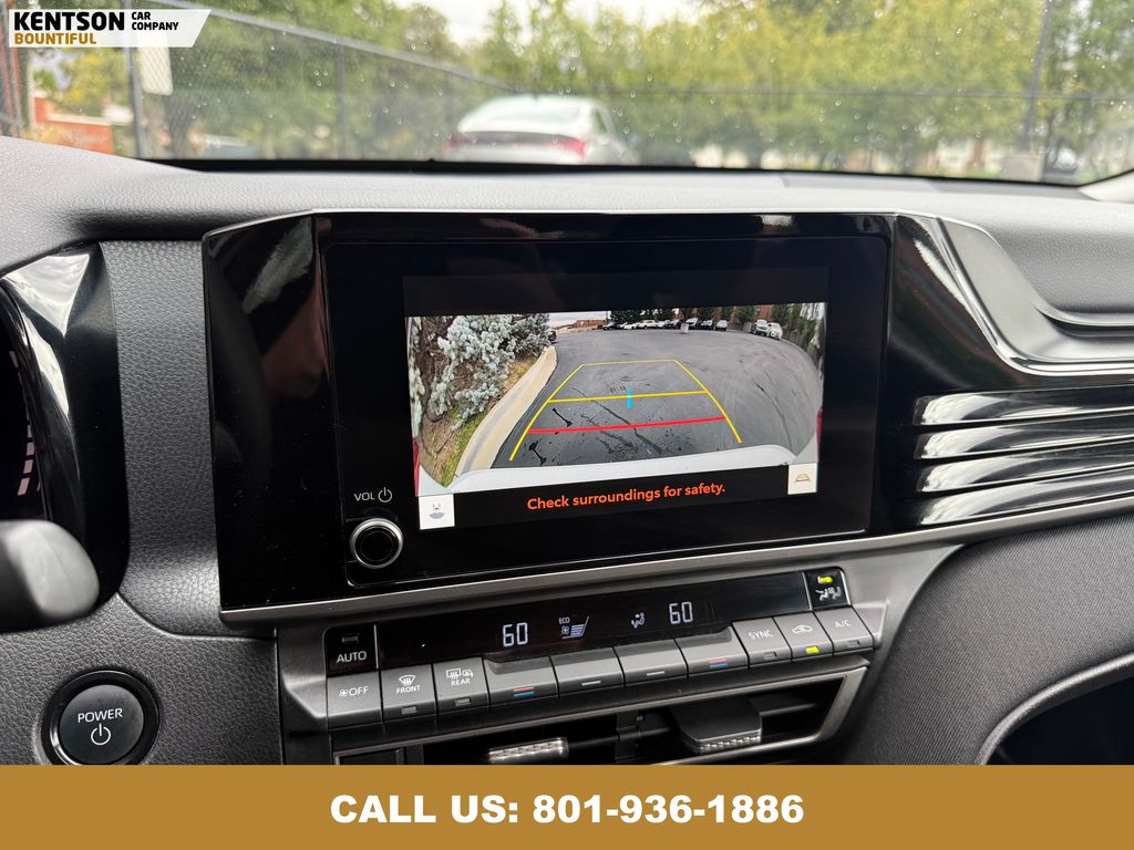 2025 Toyota Camry LE photo 22