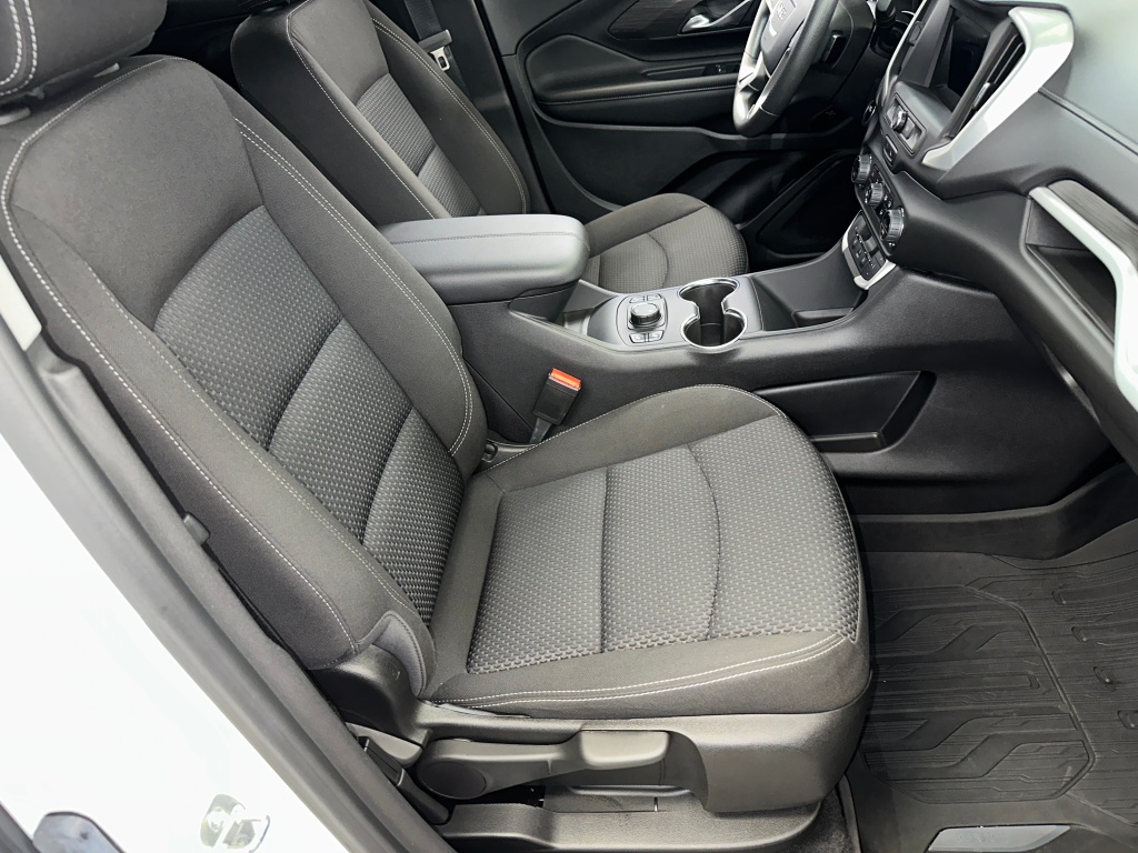 2022 Gmc Terrain SLE photo 8