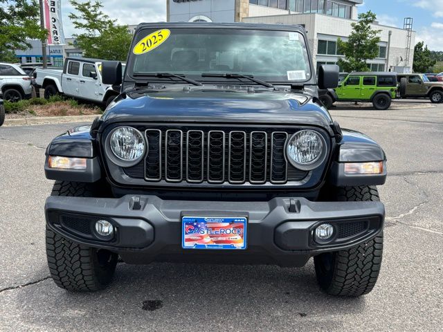 2025 Jeep Gladiator Sport photo 8
