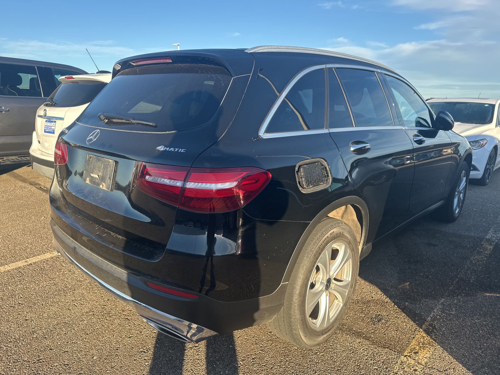 2018 Mercedes Benz GLC 300 4MATIC photo 2
