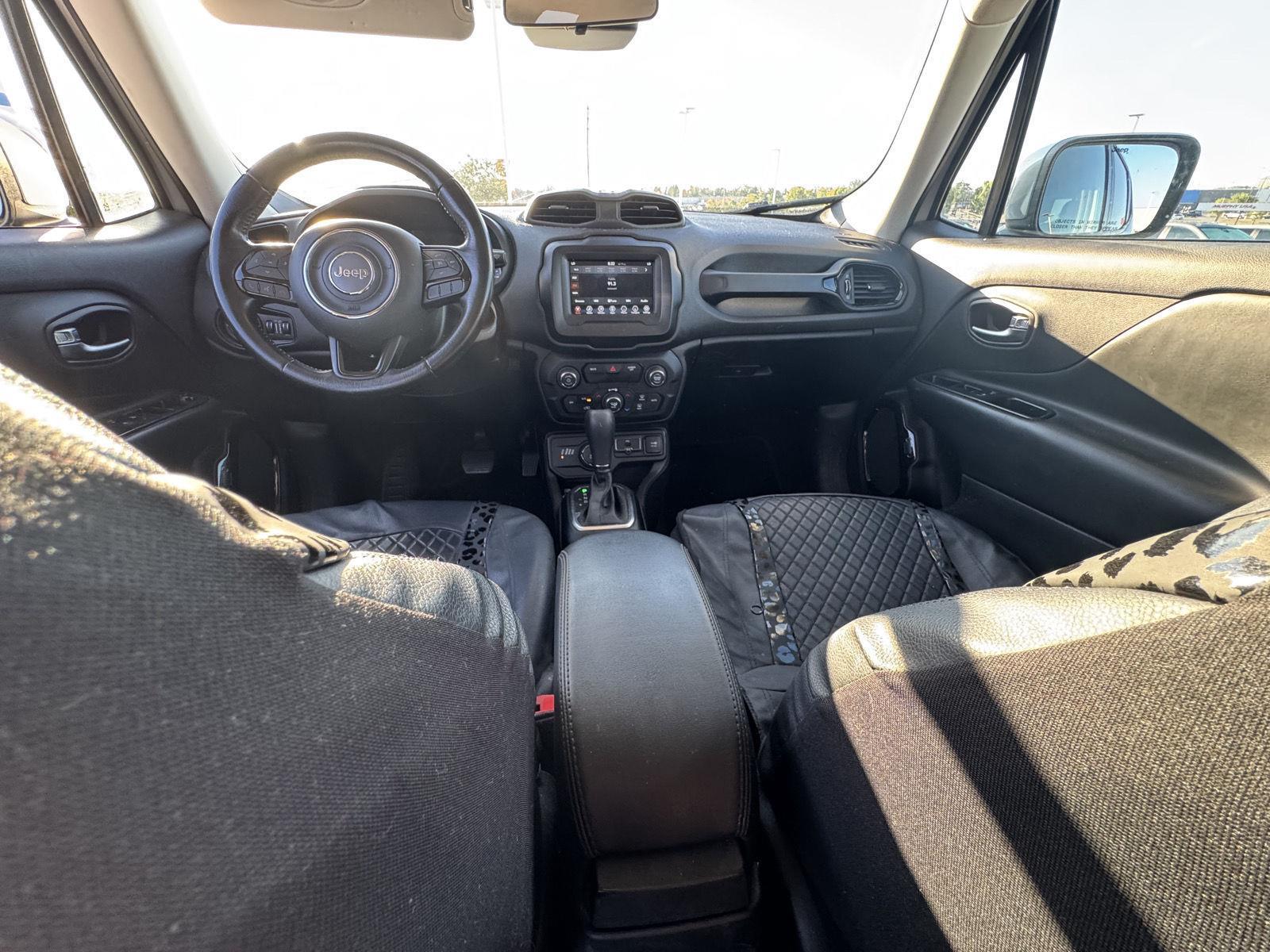 2019 Jeep Renegade Altitude photo 14
