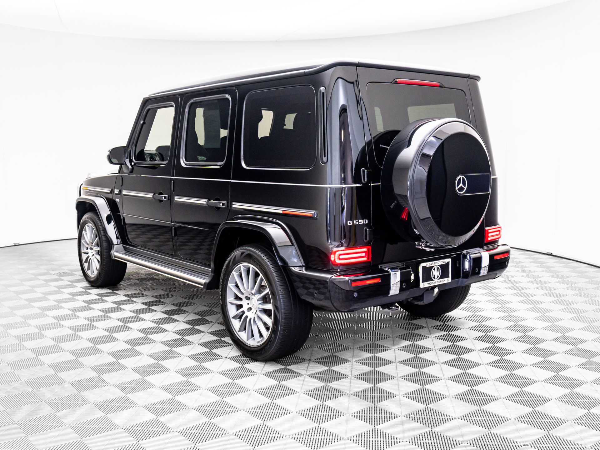 2023 Mercedes Benz G 550 photo 3