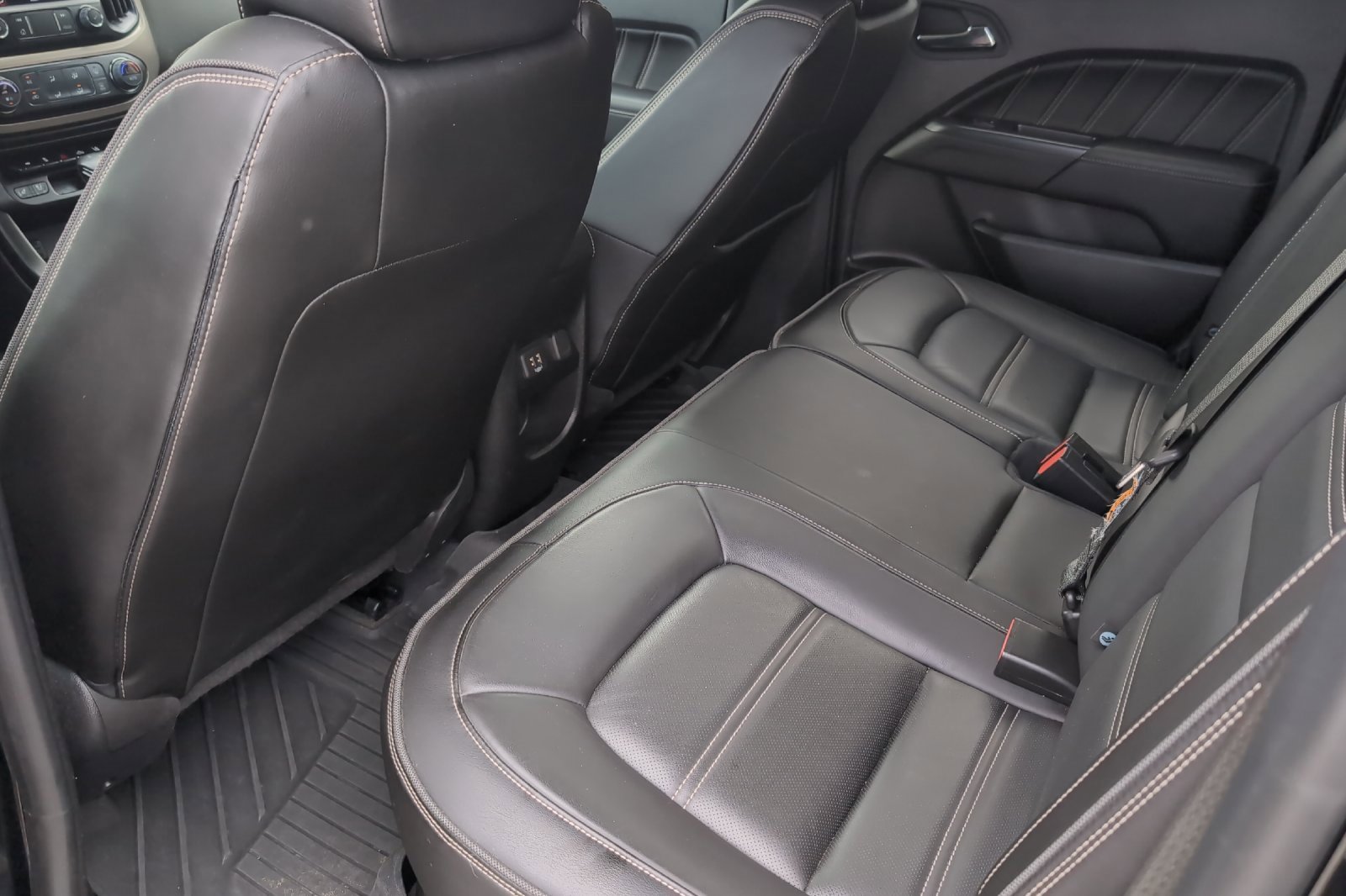 2022 Gmc Canyon Denali photo 12