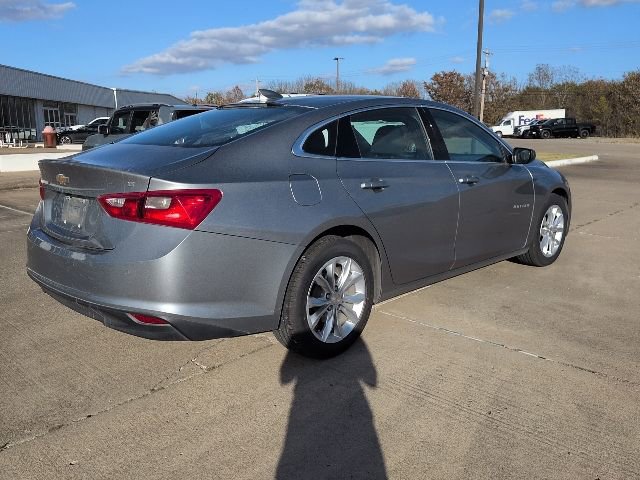 2024 Chevrolet Malibu 1LT photo 2