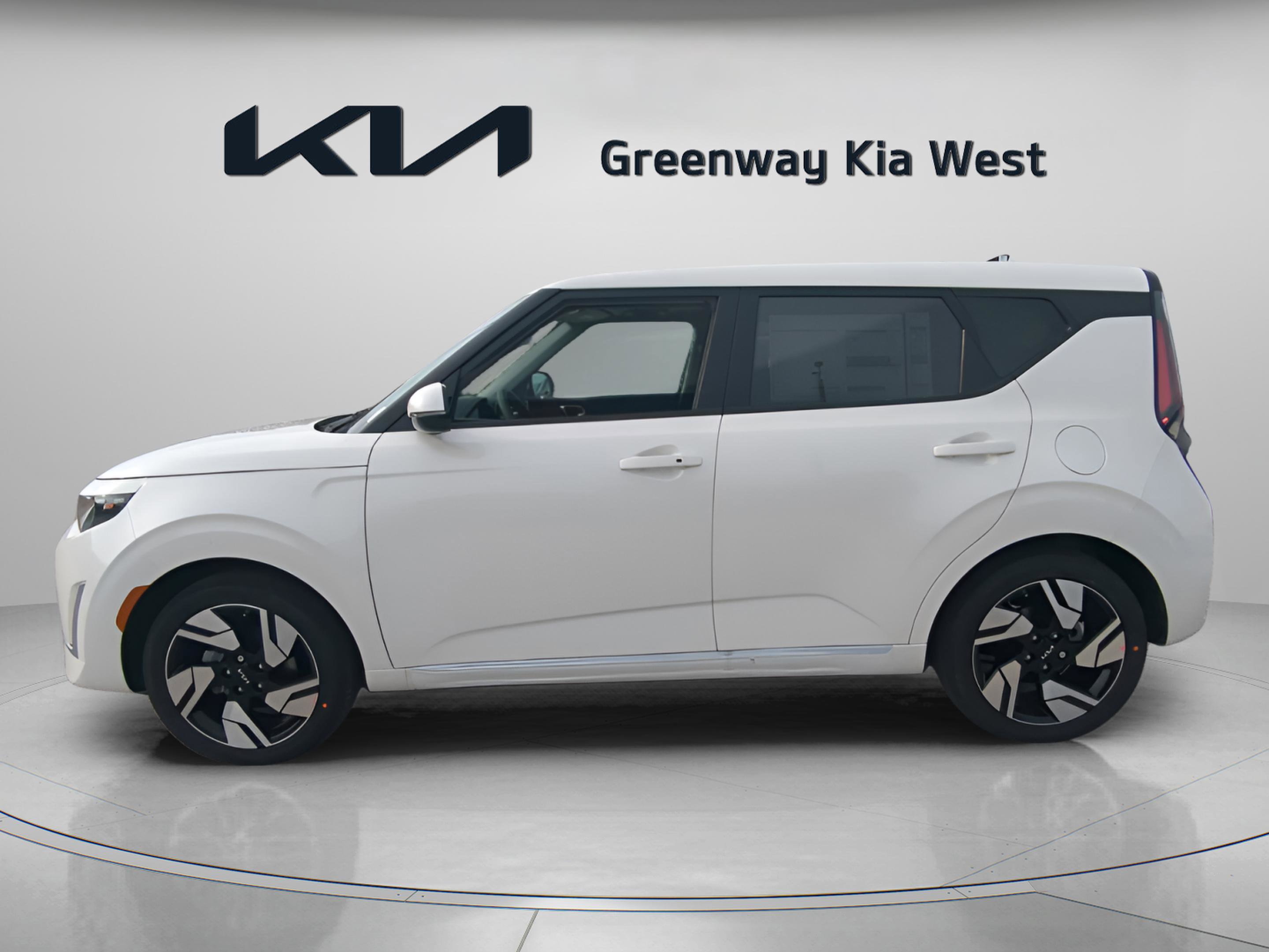 2025 Kia Soul GT-Line photo 4
