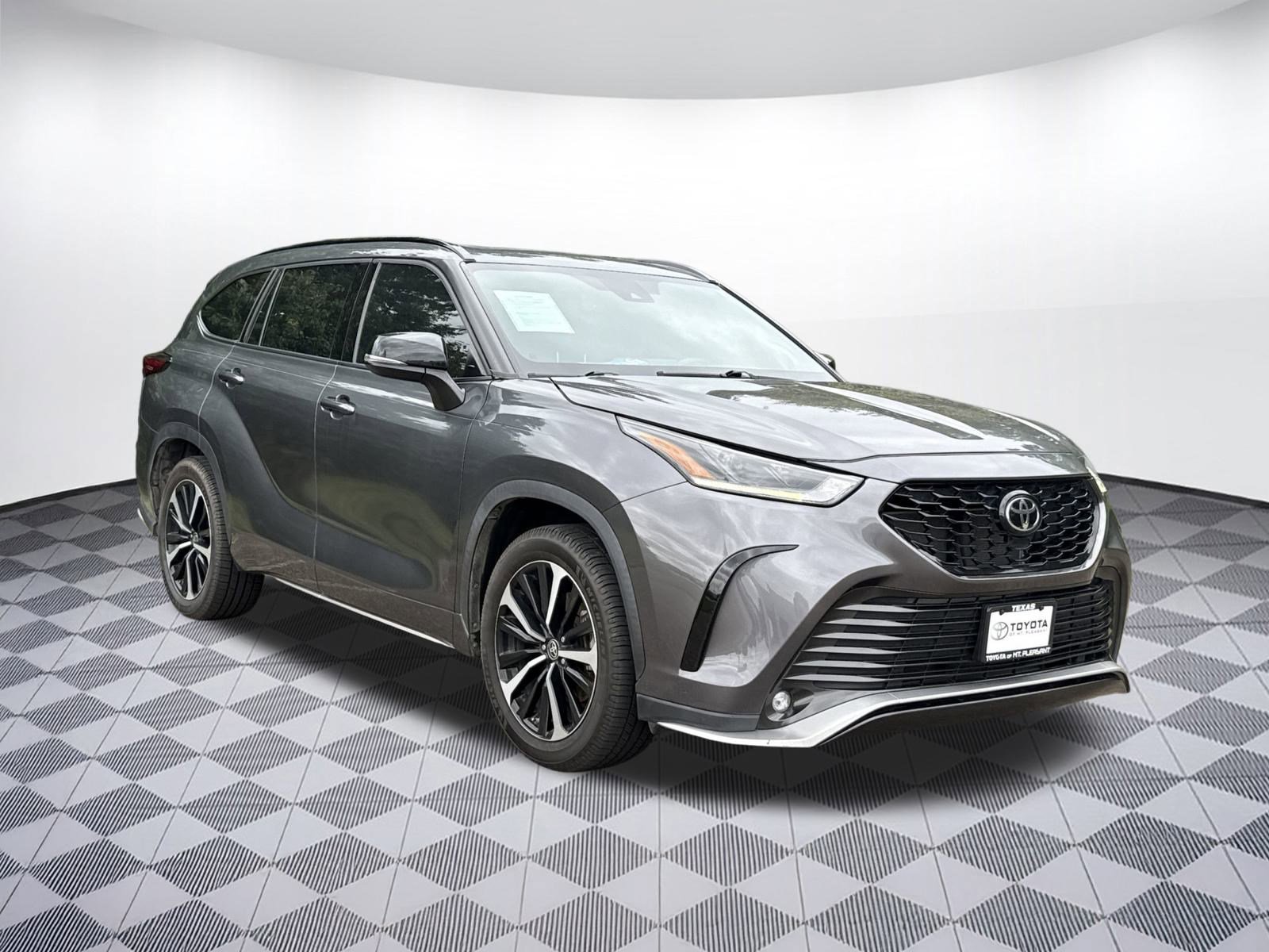 2021 Toyota Highlander XSE photo 7