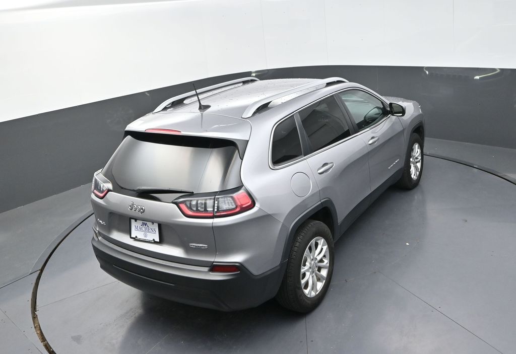 2019 Jeep Cherokee Latitude photo 16