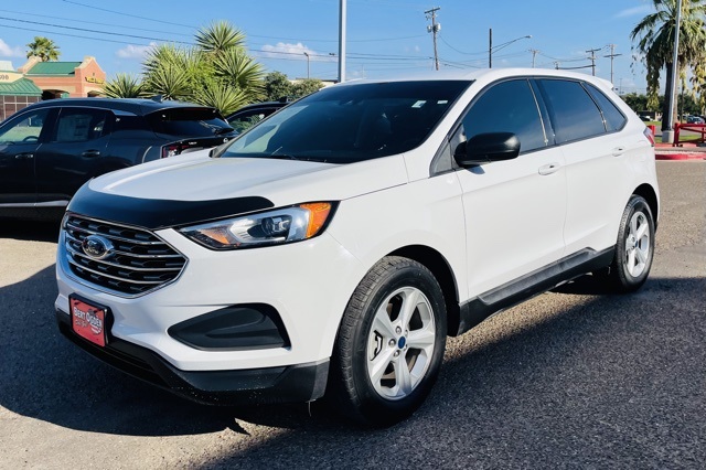 2020 Ford Edge SE photo 2