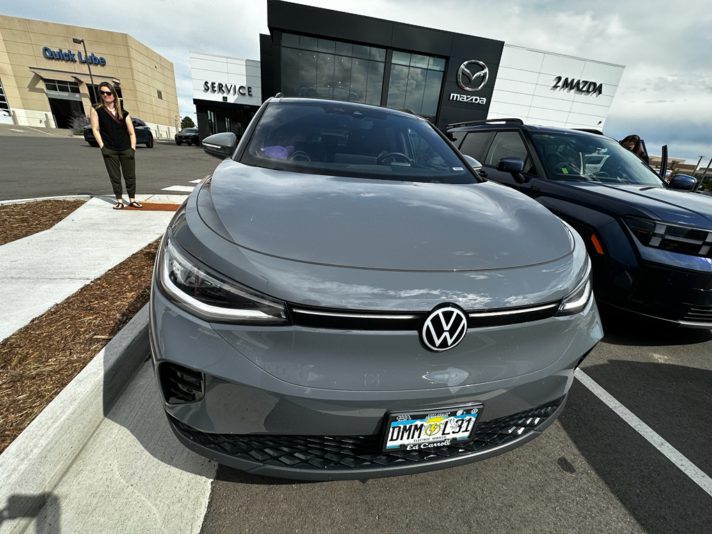 2023 Volkswagen ID.4 Pro S photo 5