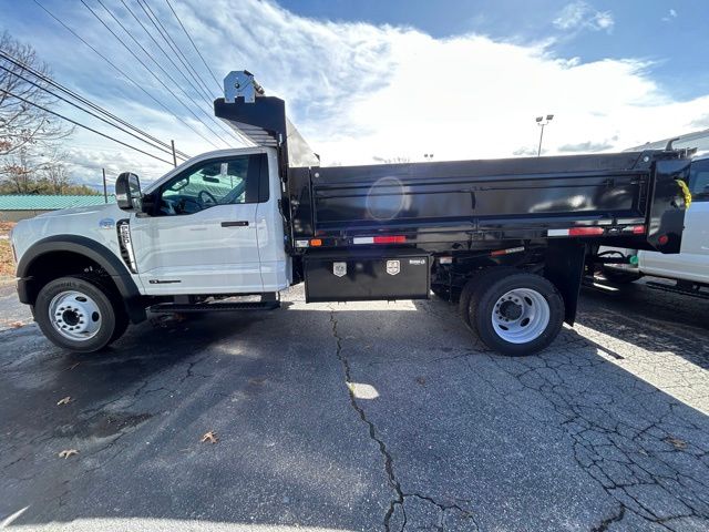 2024 Ford F-550 XL photo 2