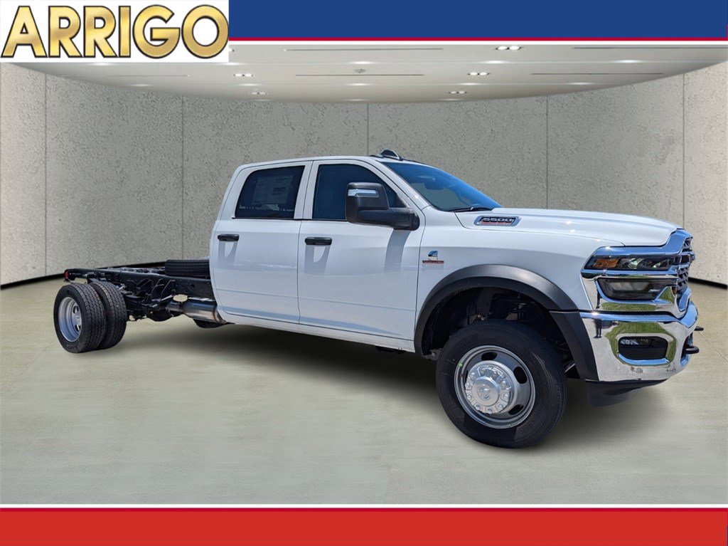 2025 RAM Ram 5500 Chassis Cab Tradesman's photo