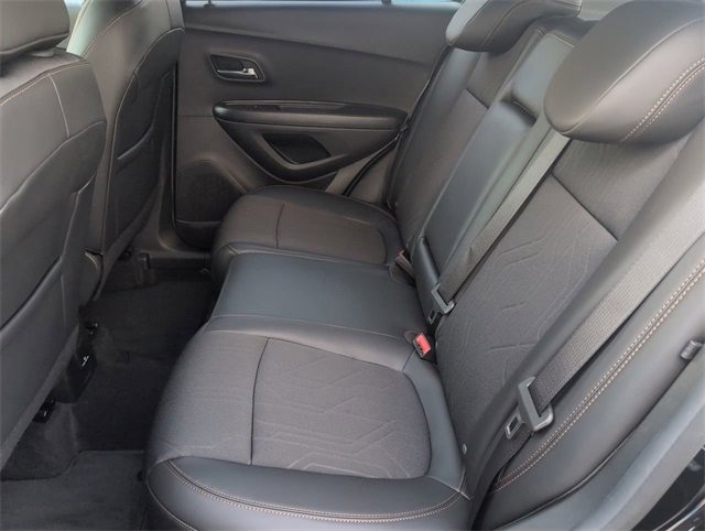 2022 Chevrolet Trax LT photo 14