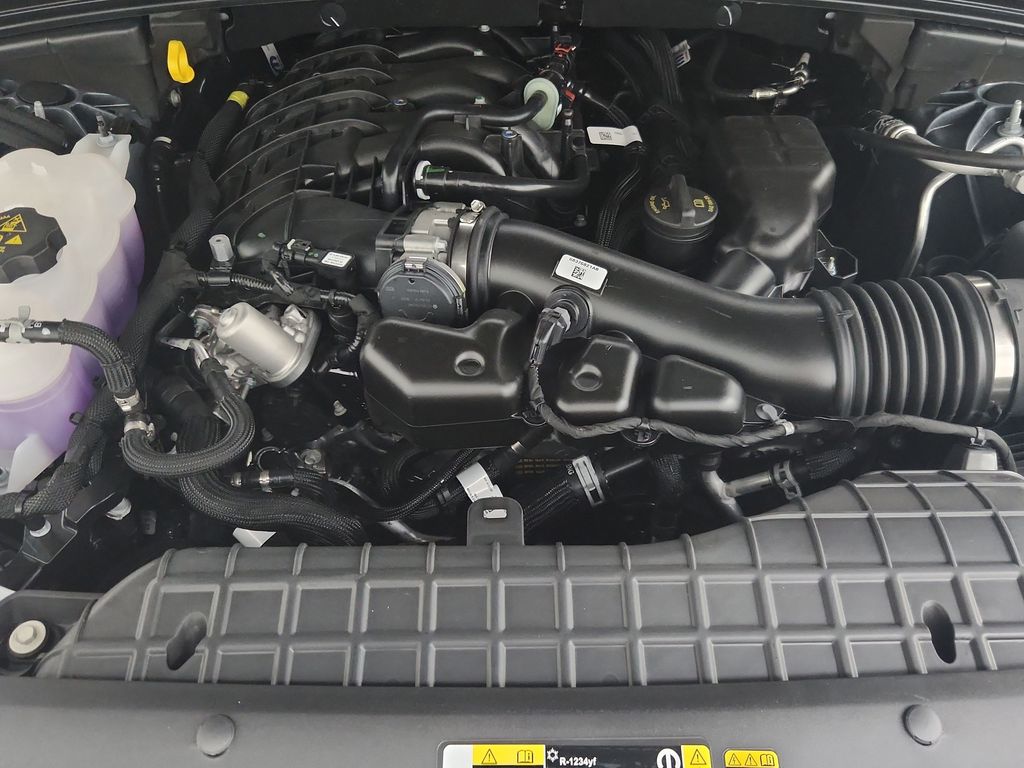 2025 Jeep Grand Cherokee Limited photo 3