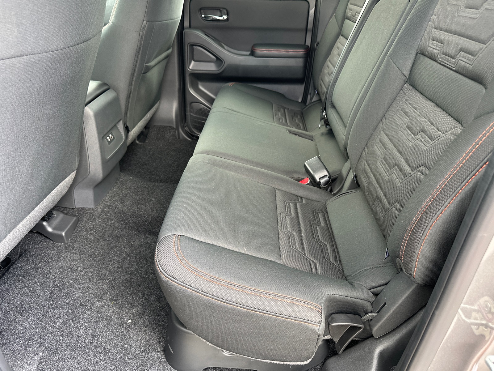 2025 Nissan Frontier PRO-4X photo 20