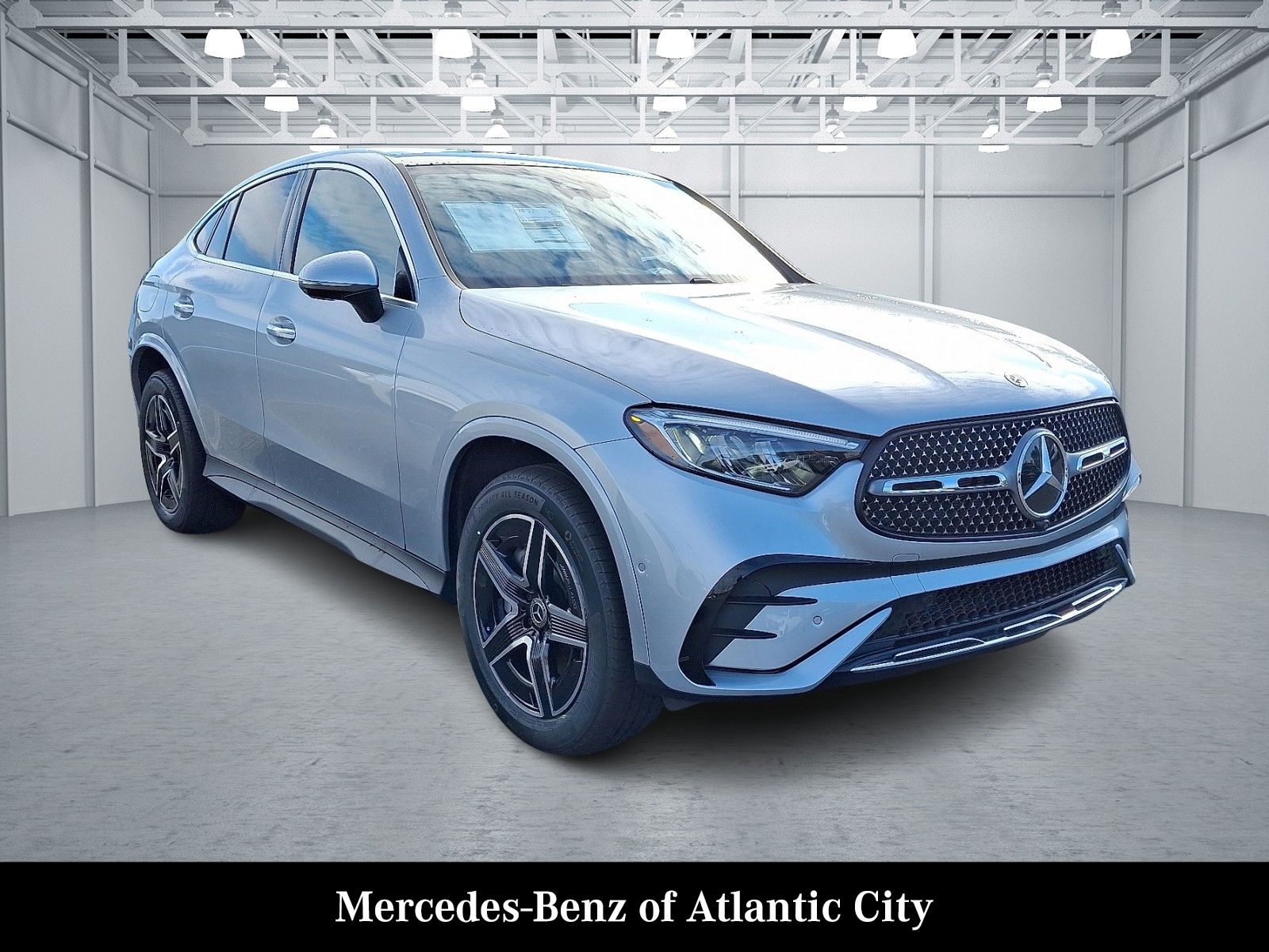 2026 Mercedes-Benz GLC Coupe GLC 300's photo