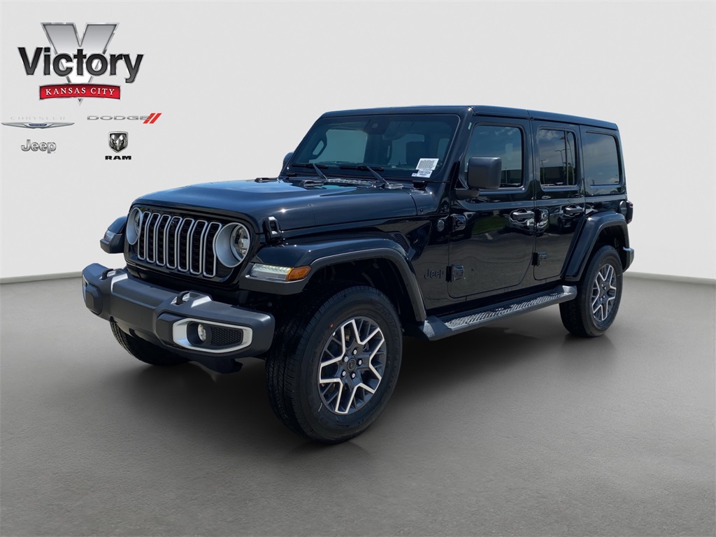 2025 Jeep Wrangler Sahara photo 3
