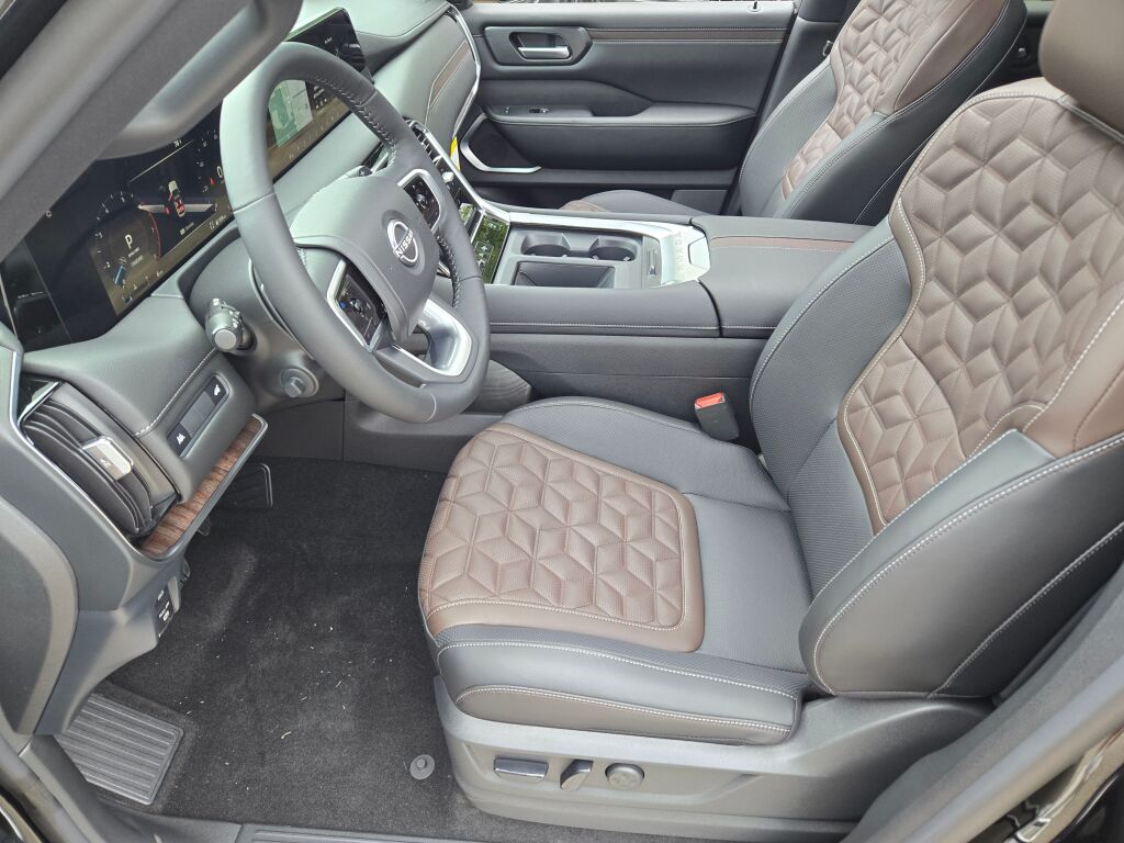 2025 Nissan Armada Platinum photo 22