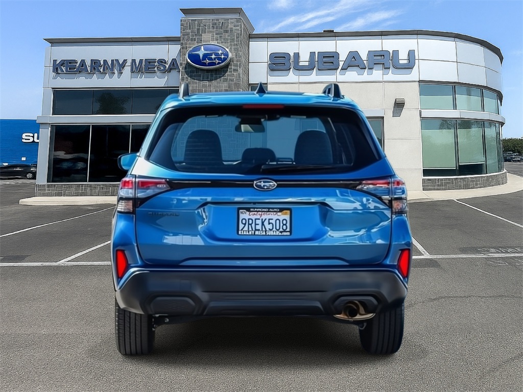 2025 Subaru Forester Base photo 3