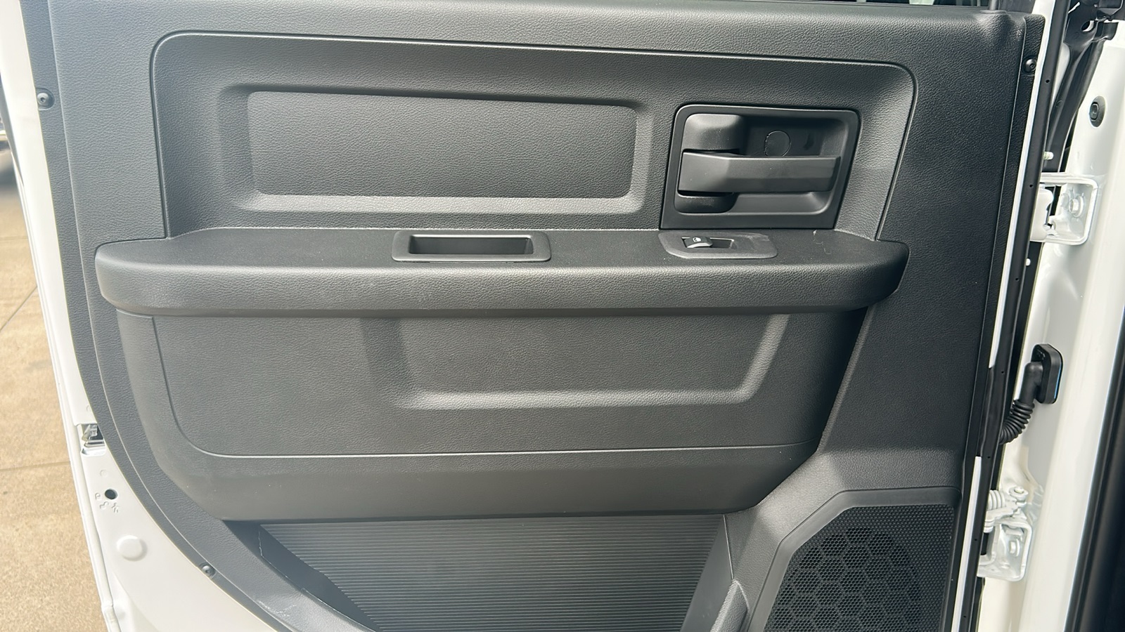 2025 Ram 2500 Tradesman photo 29