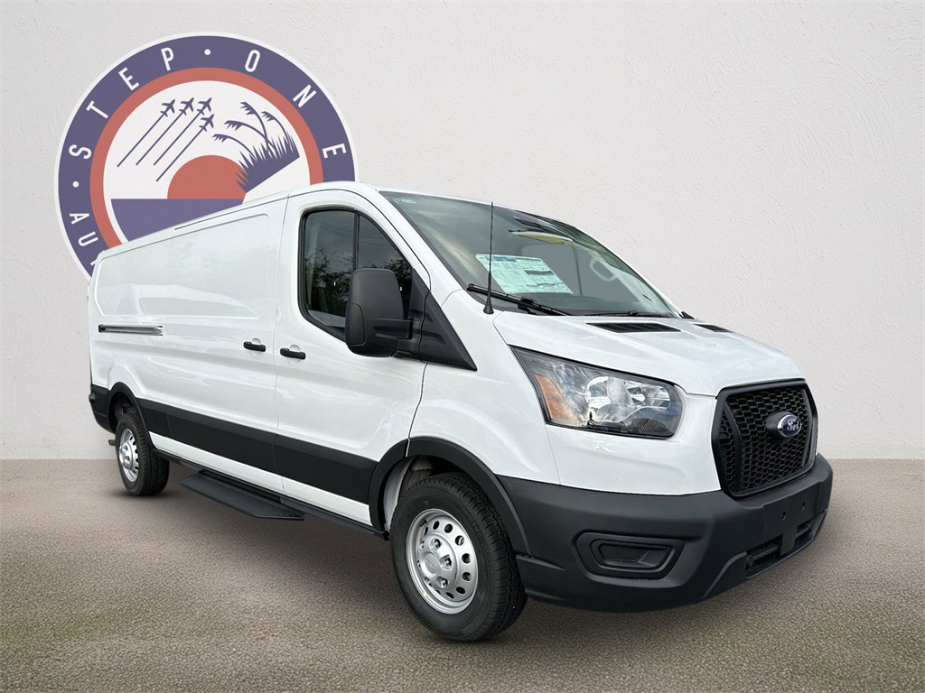 2024 Ford Transit photo 2