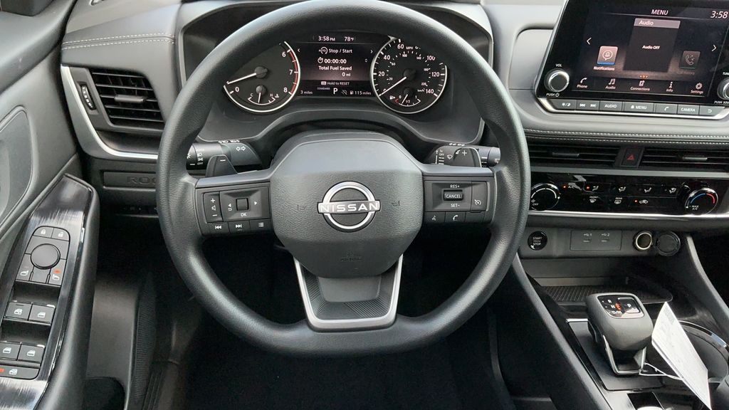 2026 Nissan Rogue S photo 10