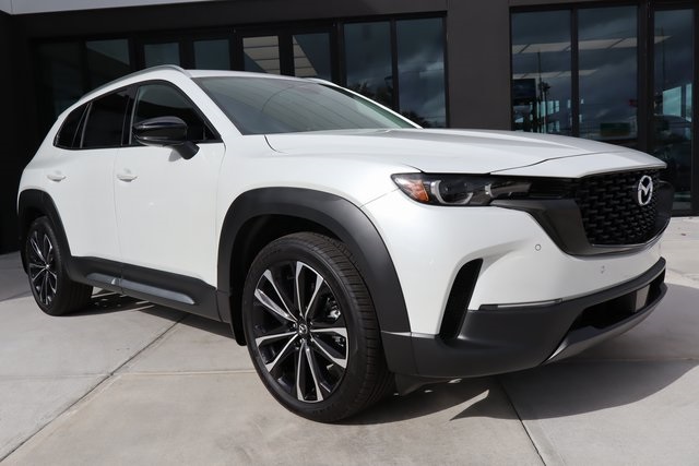 2026 Mazda CX-50 Premium's photo