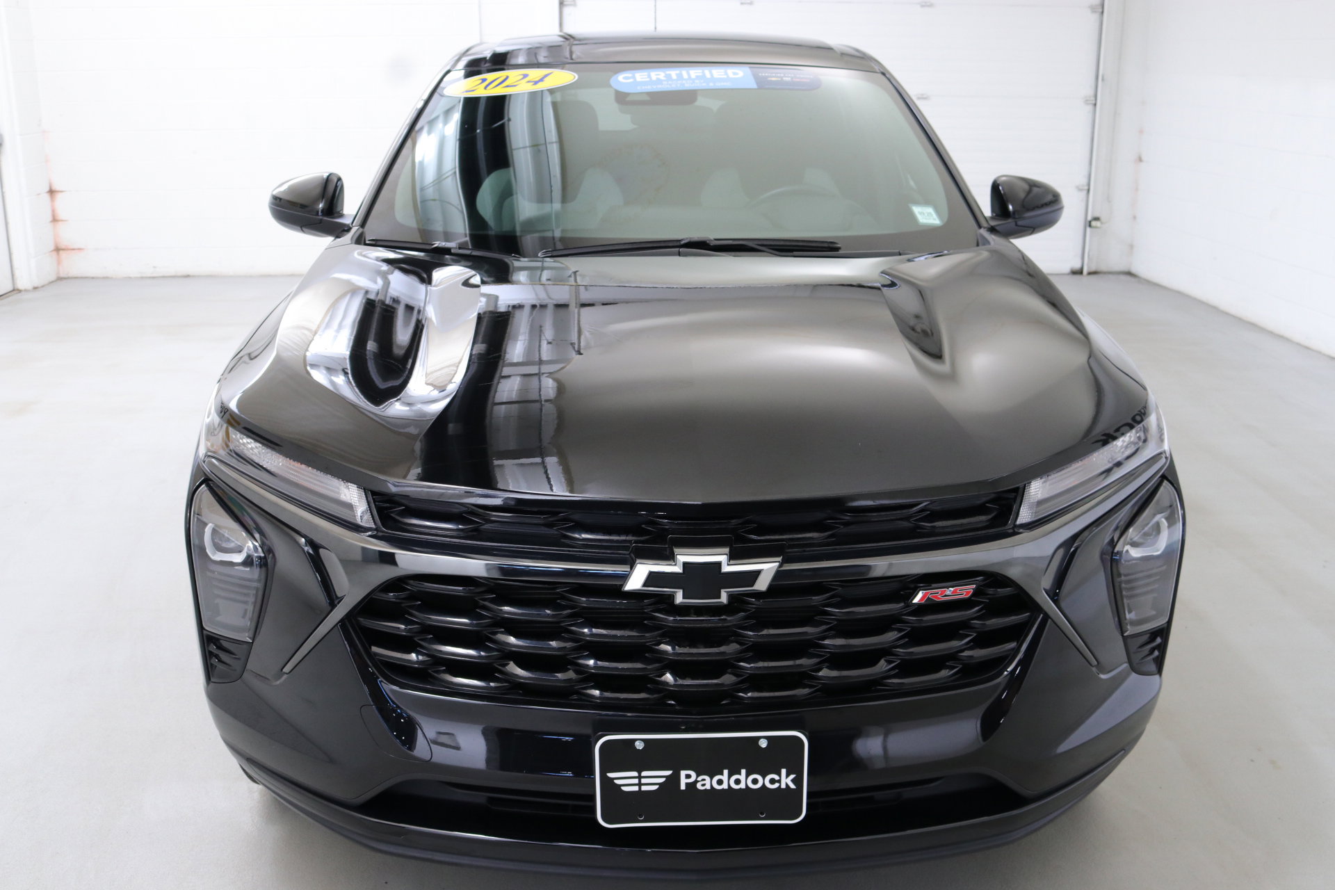 2024 Chevrolet Trax photo 2