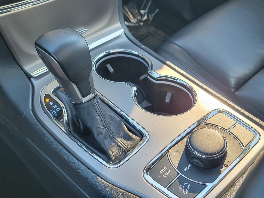 2022 Jeep Cherokee Limited photo 15