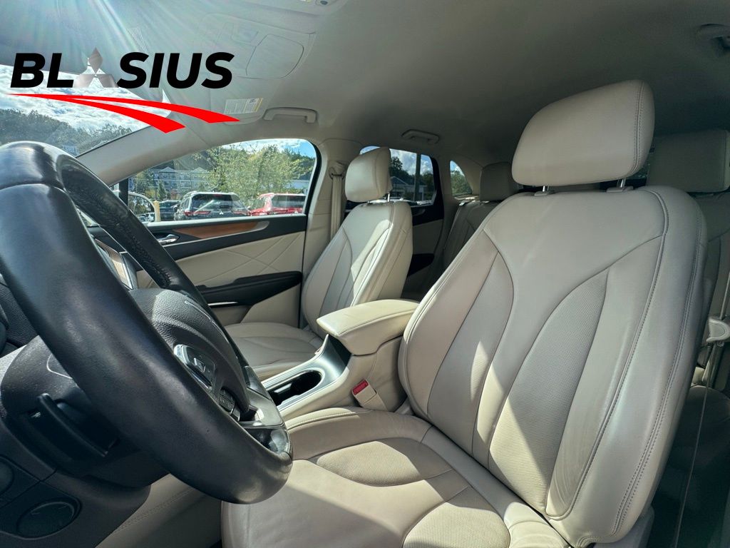 2019 Lincoln MKC Select photo 8