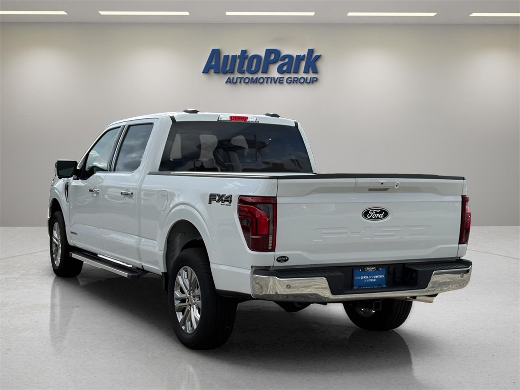 2025 Ford F-150 Lariat photo 3