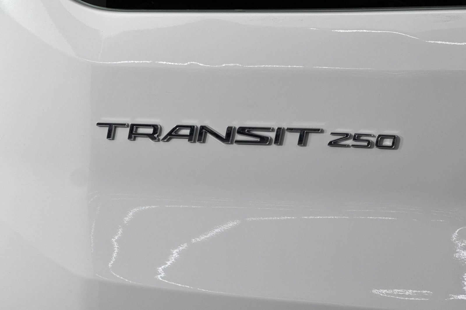2021 Ford Transit Cargo Van photo 23