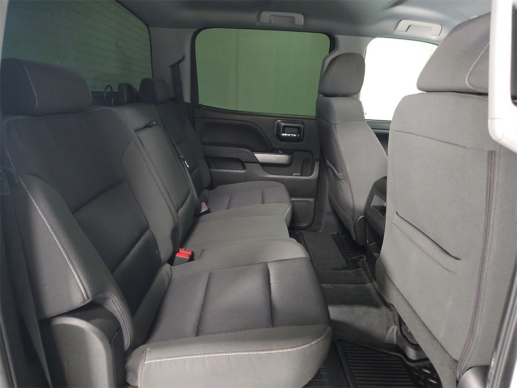 2018 Chevrolet Silverado 1500 LT photo 14