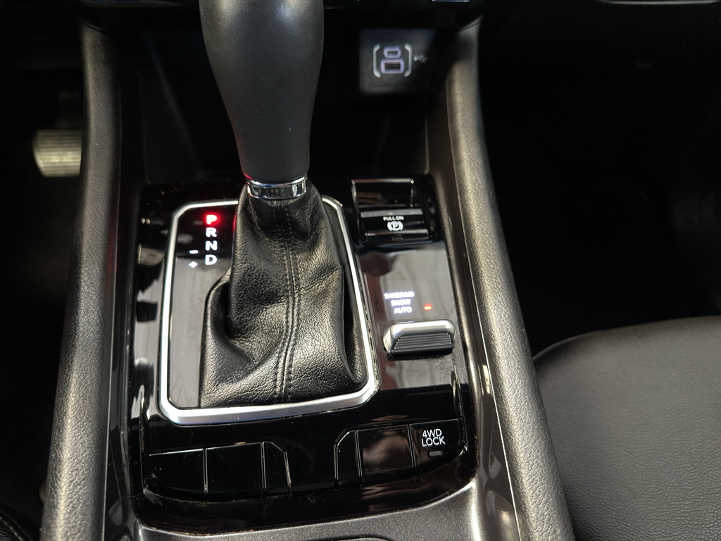 2023 Jeep Compass Latitude photo 12