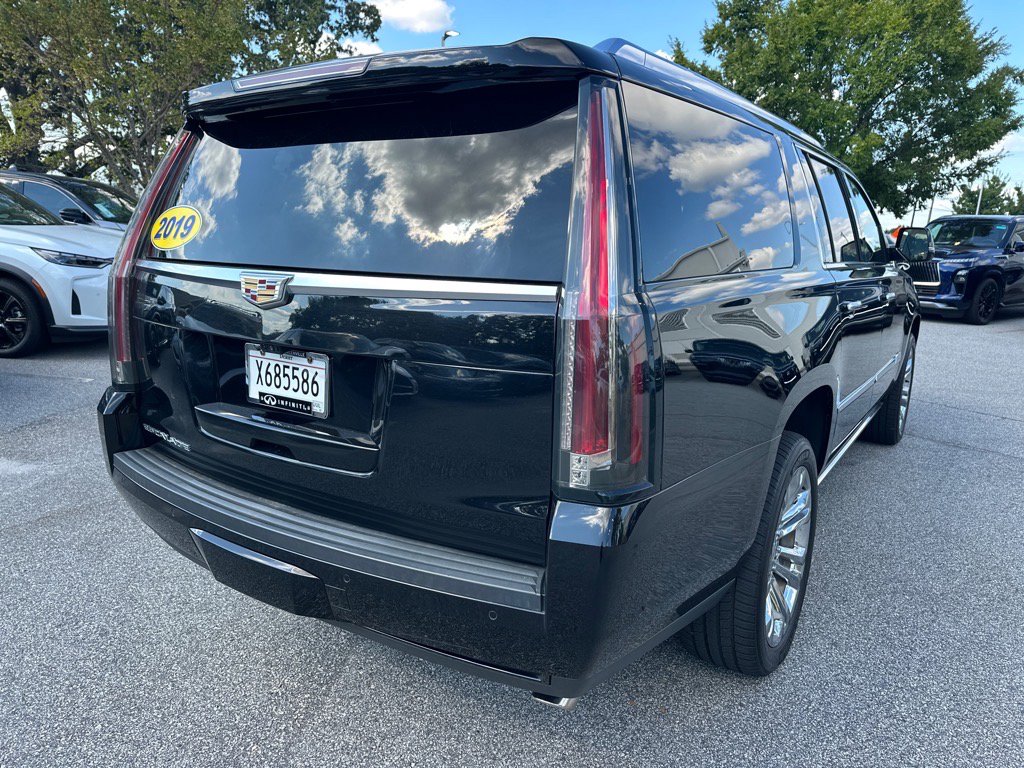 2019 Cadillac Escalade ESV Premium Luxury photo 3