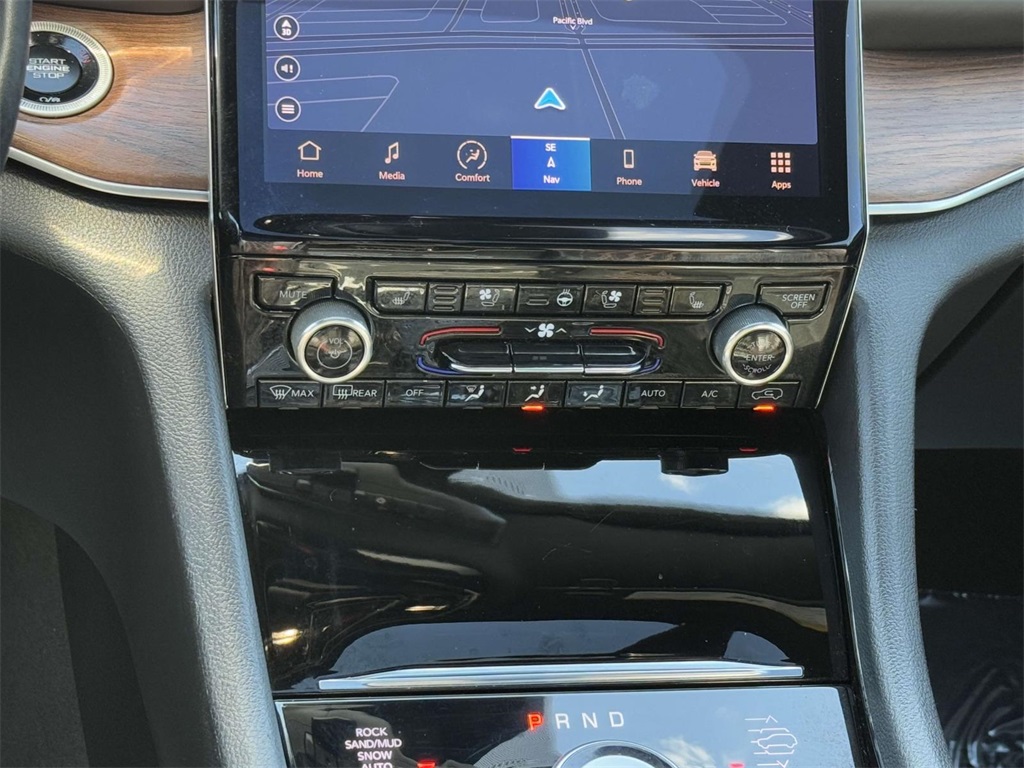 2022 Jeep Grand Cherokee Summit photo 20