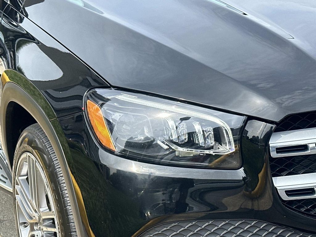 2021 Mercedes Benz GLS 450 4MATIC photo 4