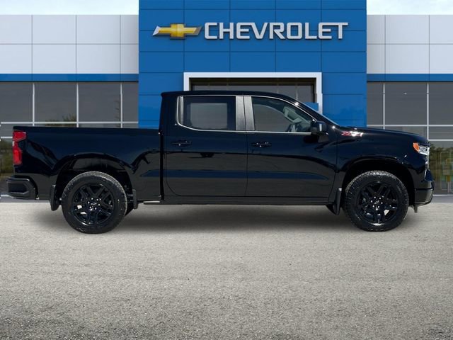 2026 Chevrolet Silverado 1500 RST photo 3
