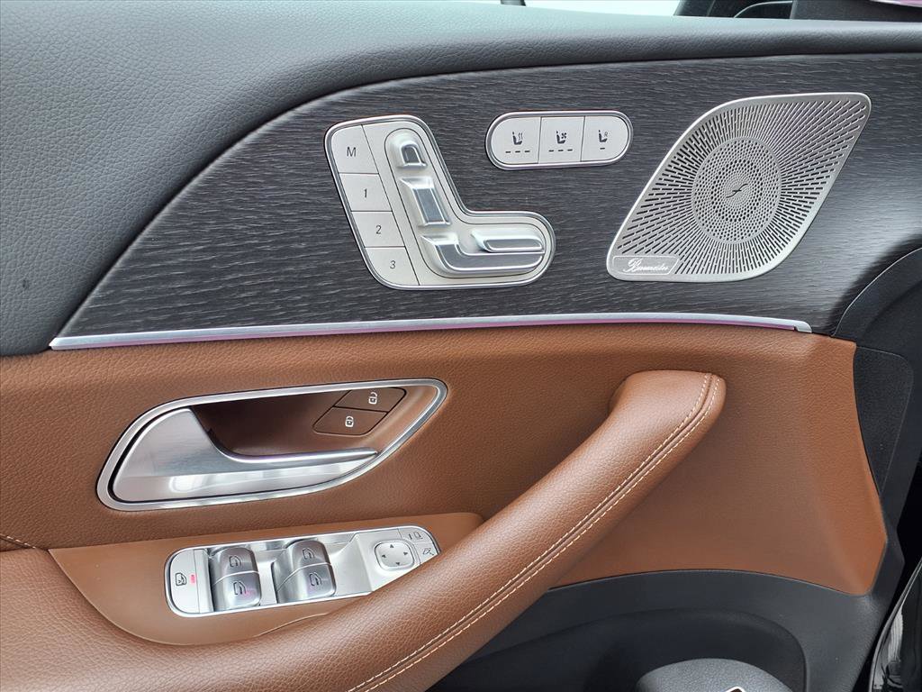 2024 Mercedes Benz GLS 450 4MATIC photo 9