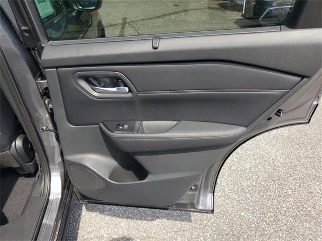 2026 Nissan Rogue SV photo 29