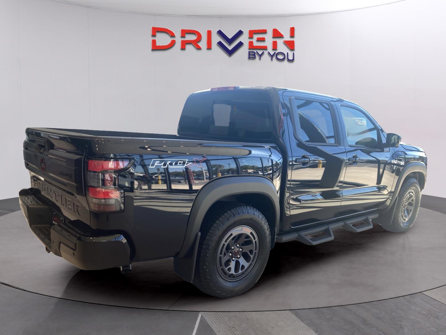 2026 Nissan Frontier PRO-X photo 4