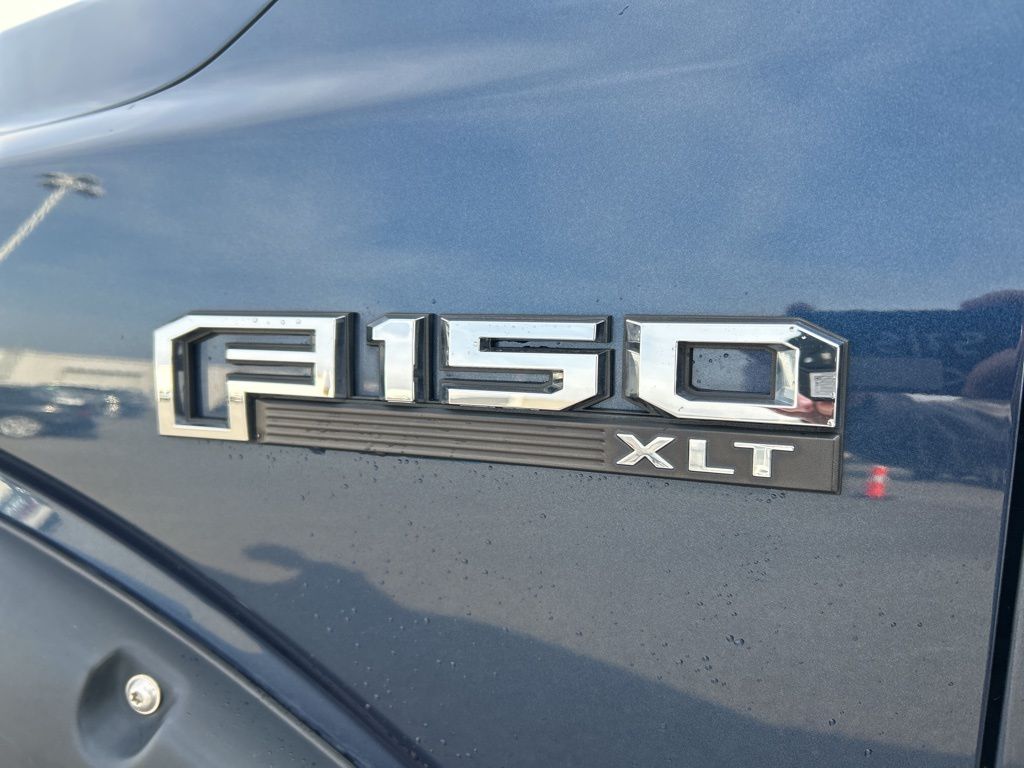 2019 Ford F-150 XLT photo 4