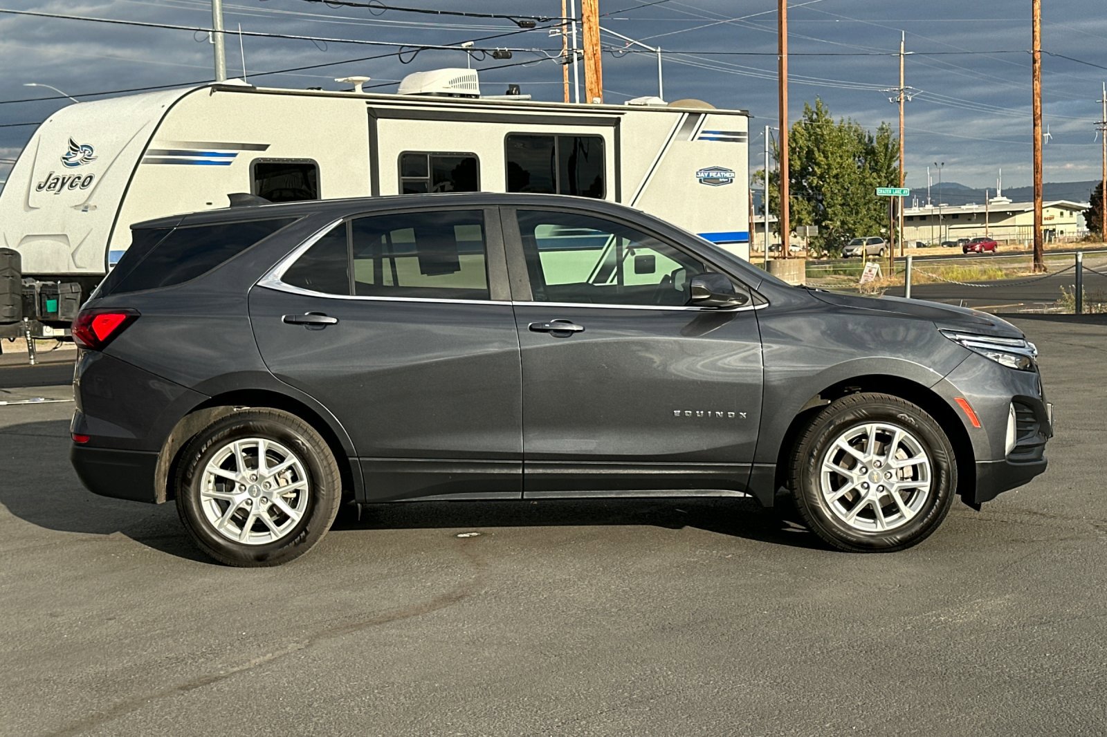 2023 Chevrolet Equinox LT photo 3
