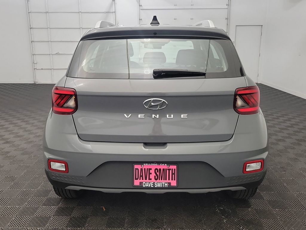 2021 Hyundai Venue SEL Denim photo 7